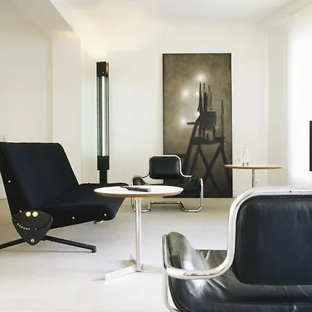 5 Rue De Moussy 3* Paris