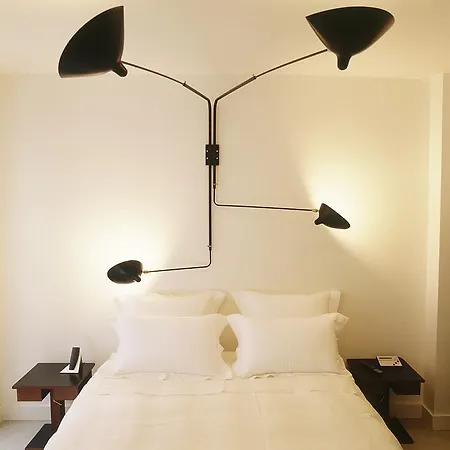 5 Rue De Moussy 3*